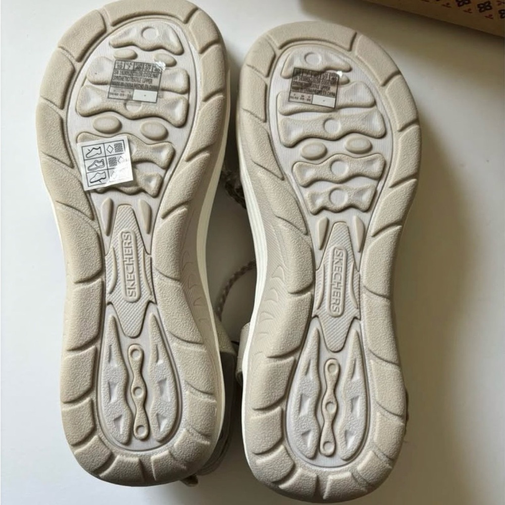 SKECHERS Cream Reggae Sandals 10 - Picture 4 of 7